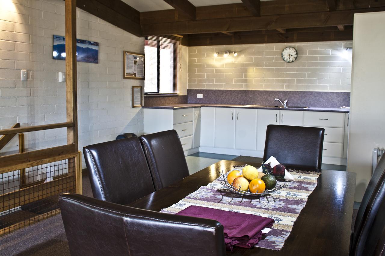 Alpenhorn Holiday Units เมาท์บิวตี ภายนอก รูปภาพ