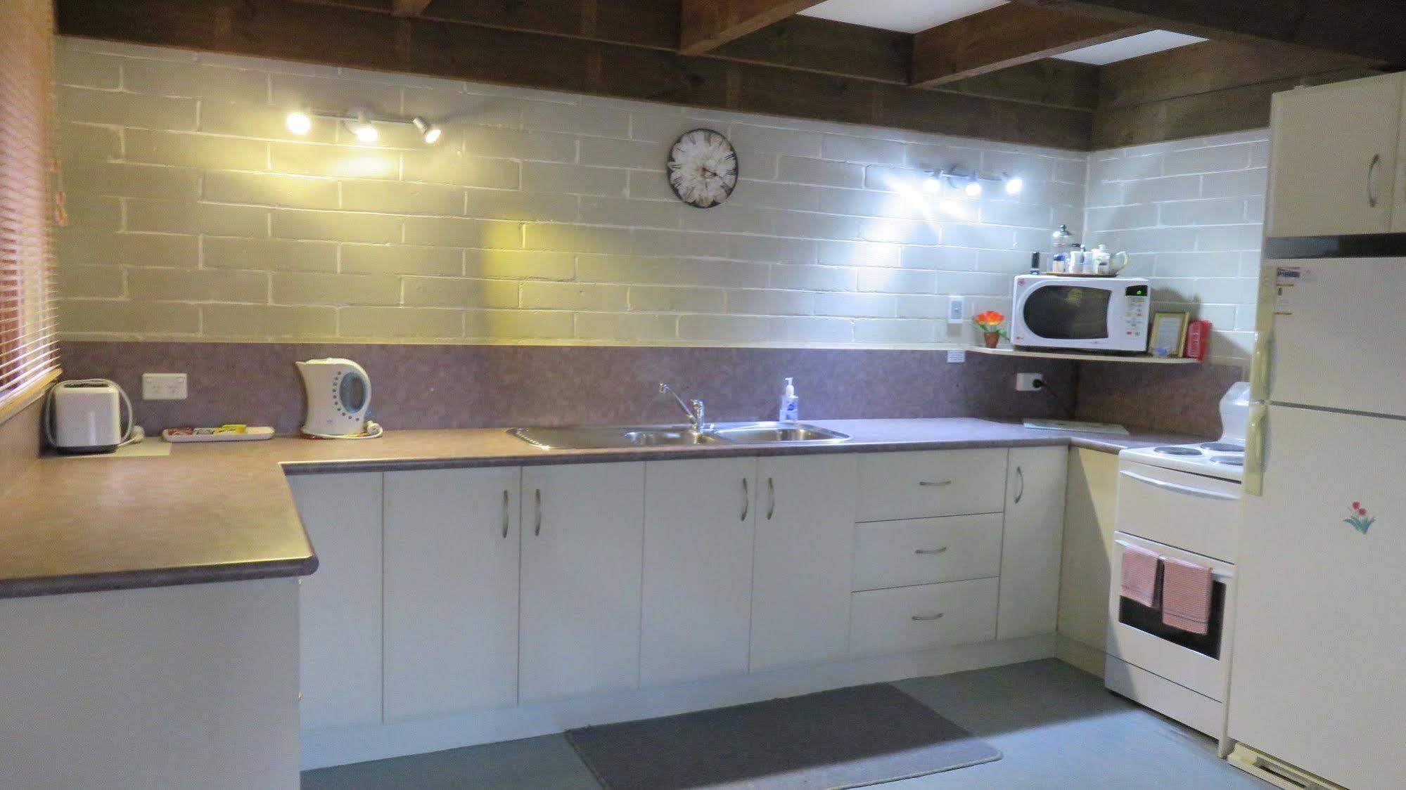 Alpenhorn Holiday Units เมาท์บิวตี ภายนอก รูปภาพ