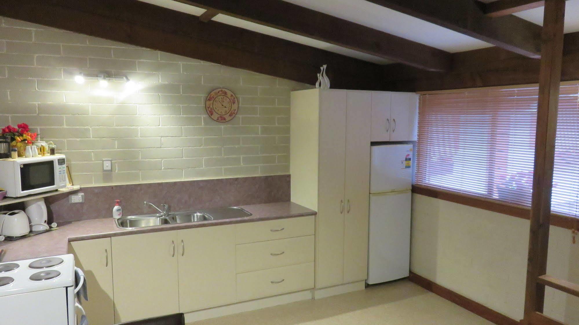 Alpenhorn Holiday Units เมาท์บิวตี ภายนอก รูปภาพ
